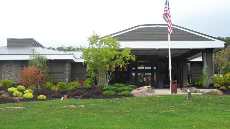 Ramada By Wyndham Rock Hill At Sullivan Center מראה חיצוני תמונה