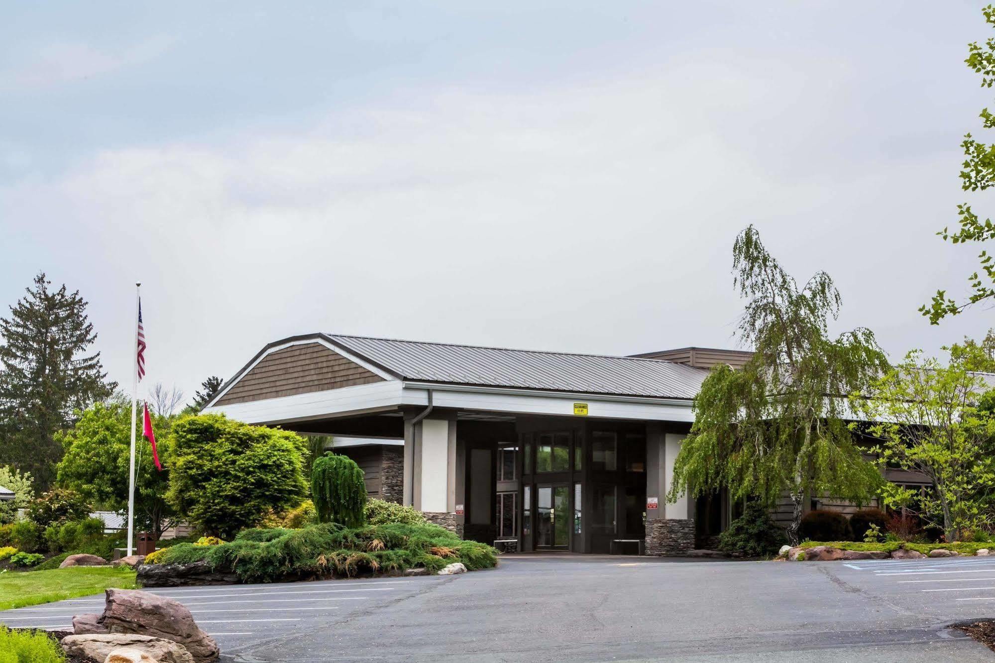 Ramada By Wyndham Rock Hill At Sullivan Center מראה חיצוני תמונה