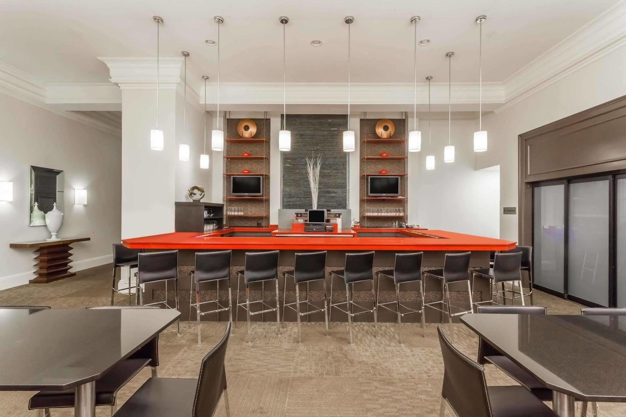 Ramada By Wyndham Rock Hill At Sullivan Center מראה חיצוני תמונה