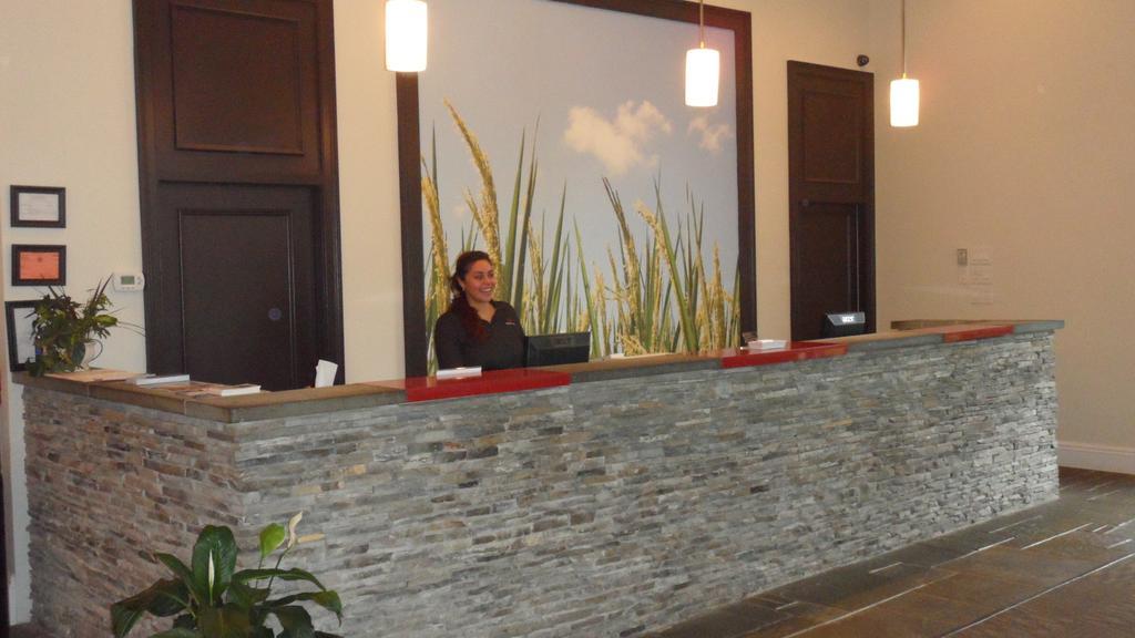 Ramada By Wyndham Rock Hill At Sullivan Center מראה חיצוני תמונה